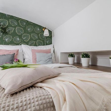 Prague Apt Near Charles Bridge By Michal&Friends Exteriör bild