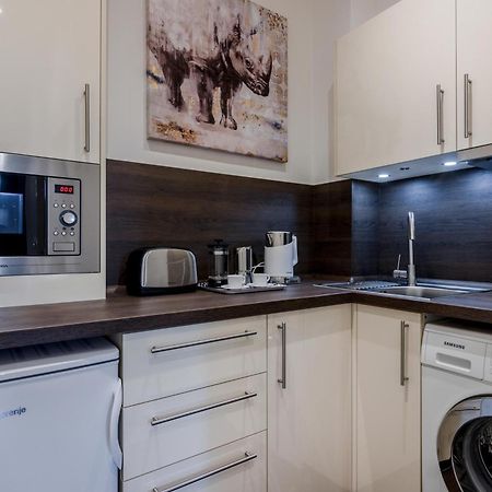 Prague Apt Near Charles Bridge By Michal&Friends Exteriör bild