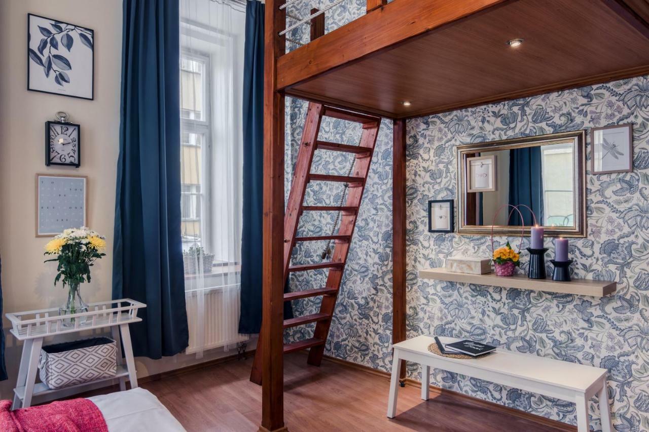 Prague Apt Near Charles Bridge By Michal&Friends Exteriör bild