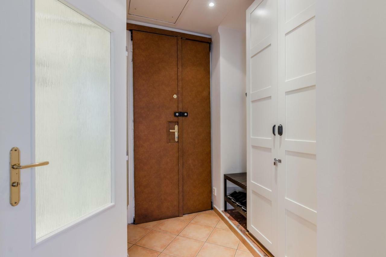 Prague Apt Near Charles Bridge By Michal&Friends Exteriör bild