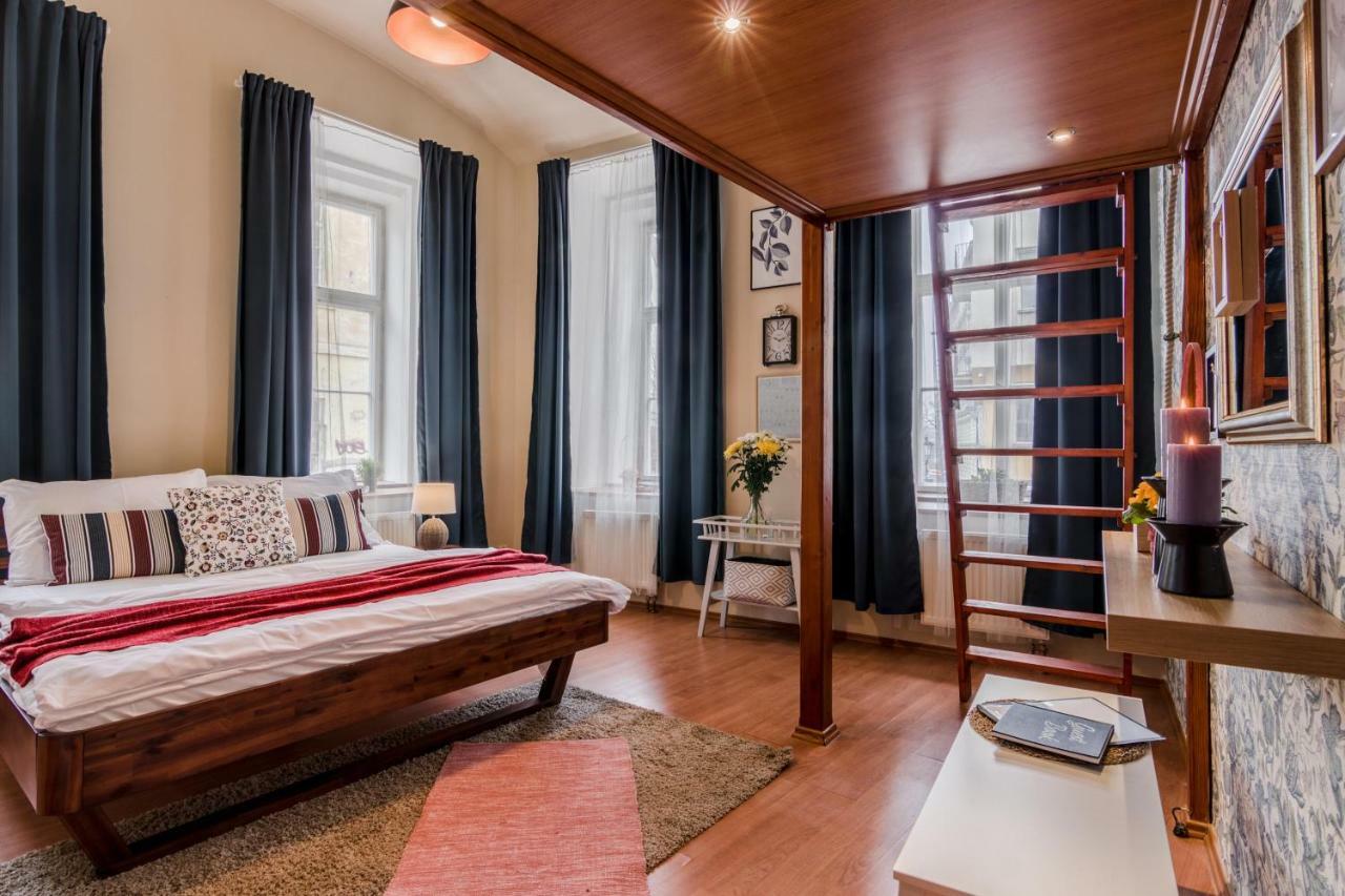 Prague Apt Near Charles Bridge By Michal&Friends Exteriör bild